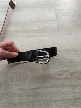 H&M Black and Light Pink Reversible Belt with Silver Buckle